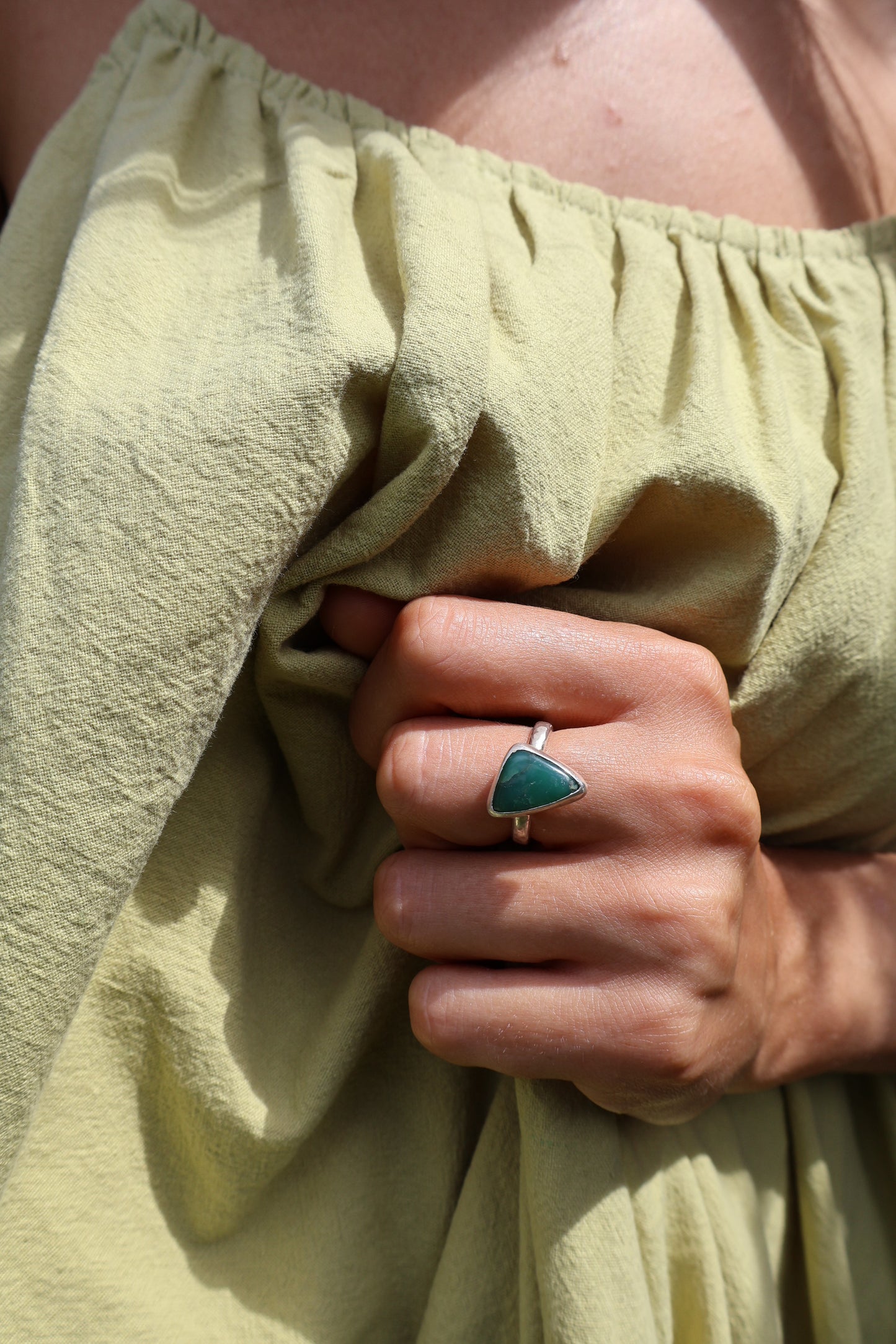 Artisan 925 sterling silver hammered ring featuring bright chrysoprase, nature‑inspired jewelry