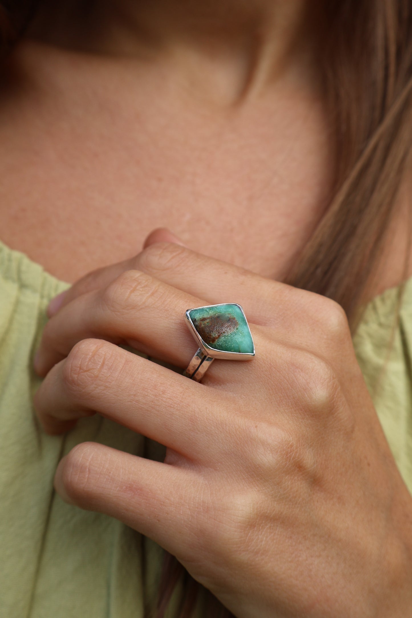 sterling silver earthy hammered ring size Q