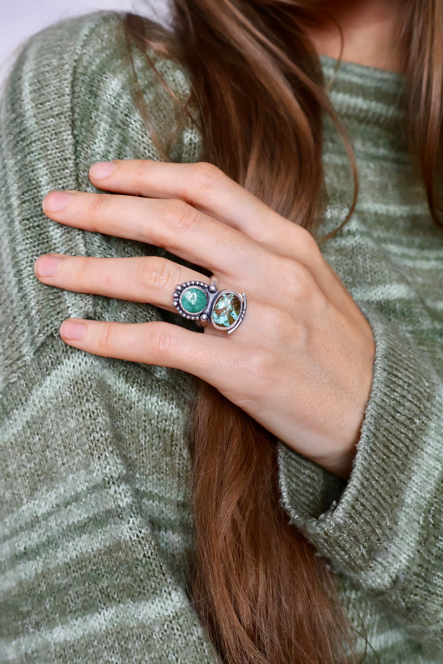 detailed two stone statement ring size M