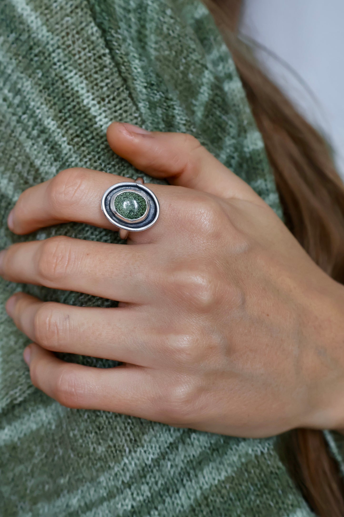 green circle statement ring size R 1/2