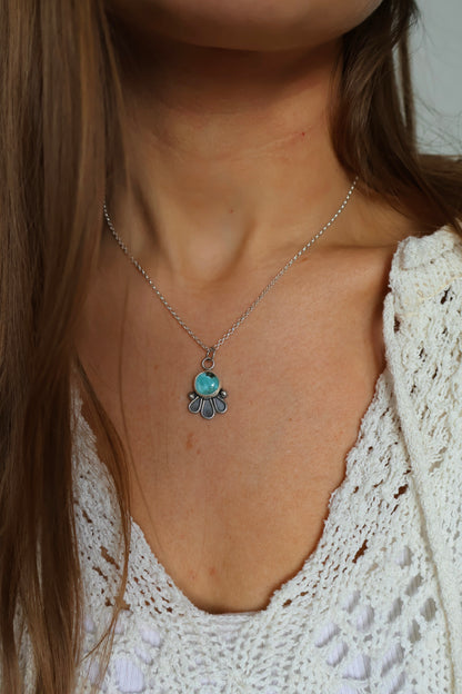 flower power unique pendant