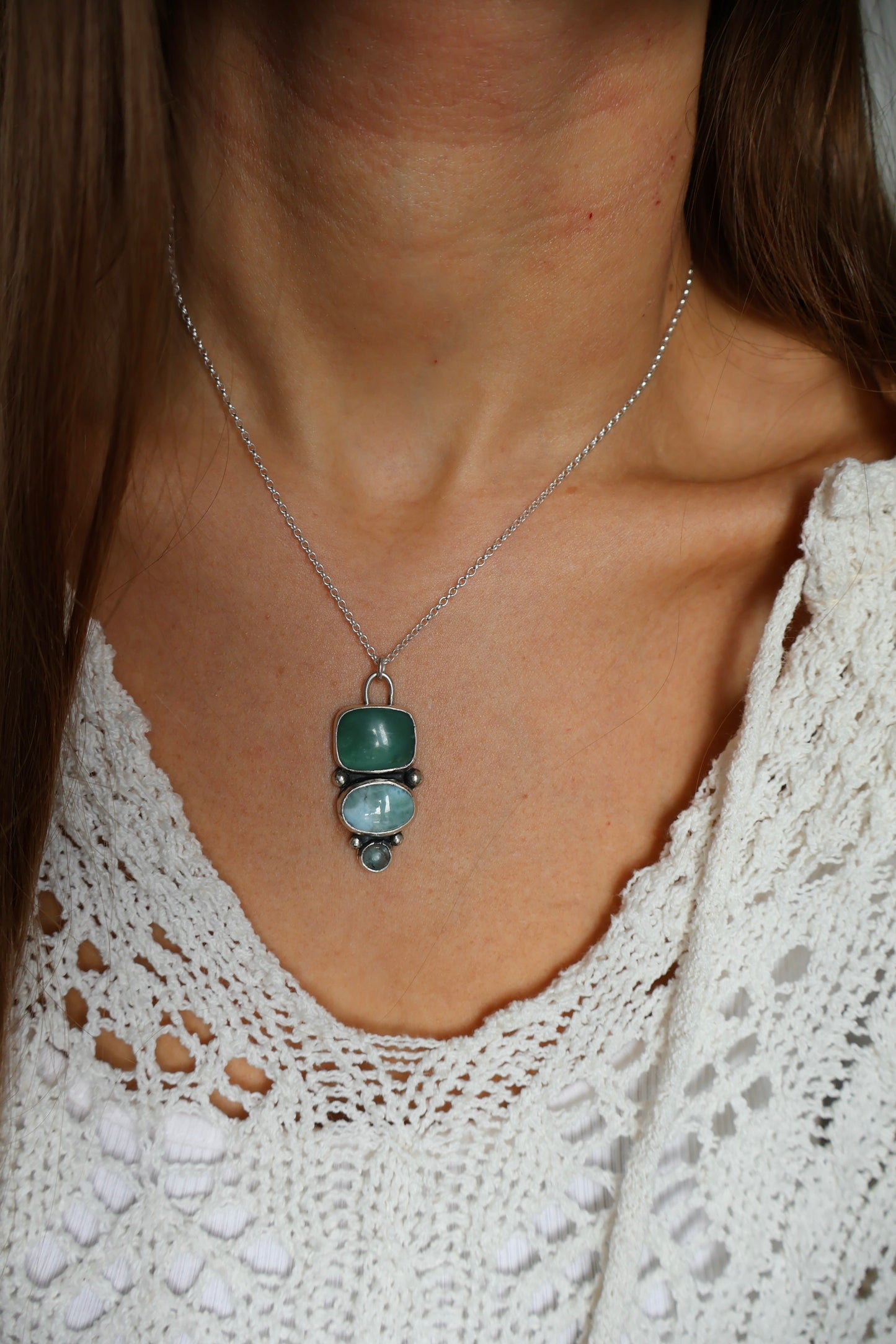 chunky three stone statement pendant