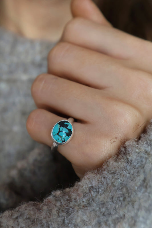 simple stone chunky ring size J