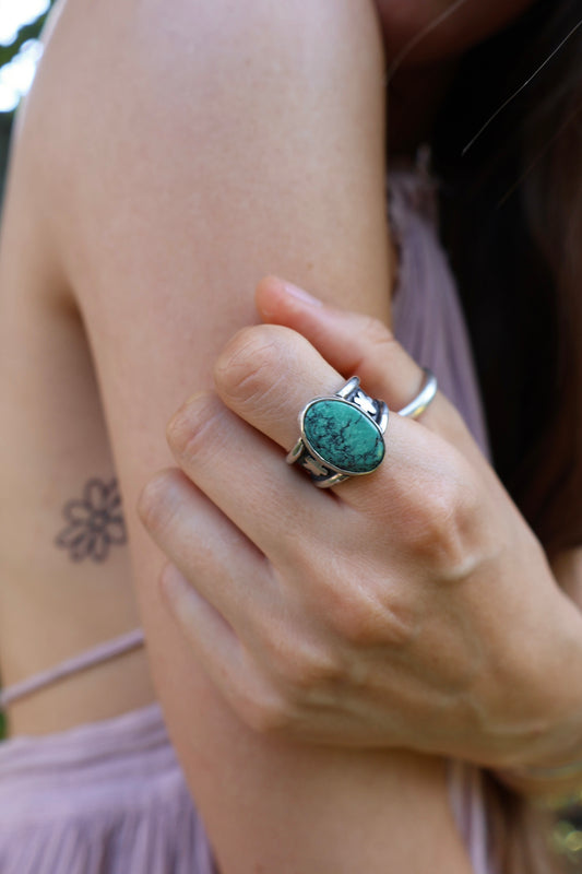 chunky blacked out statement blue sterling silver flower ring size P