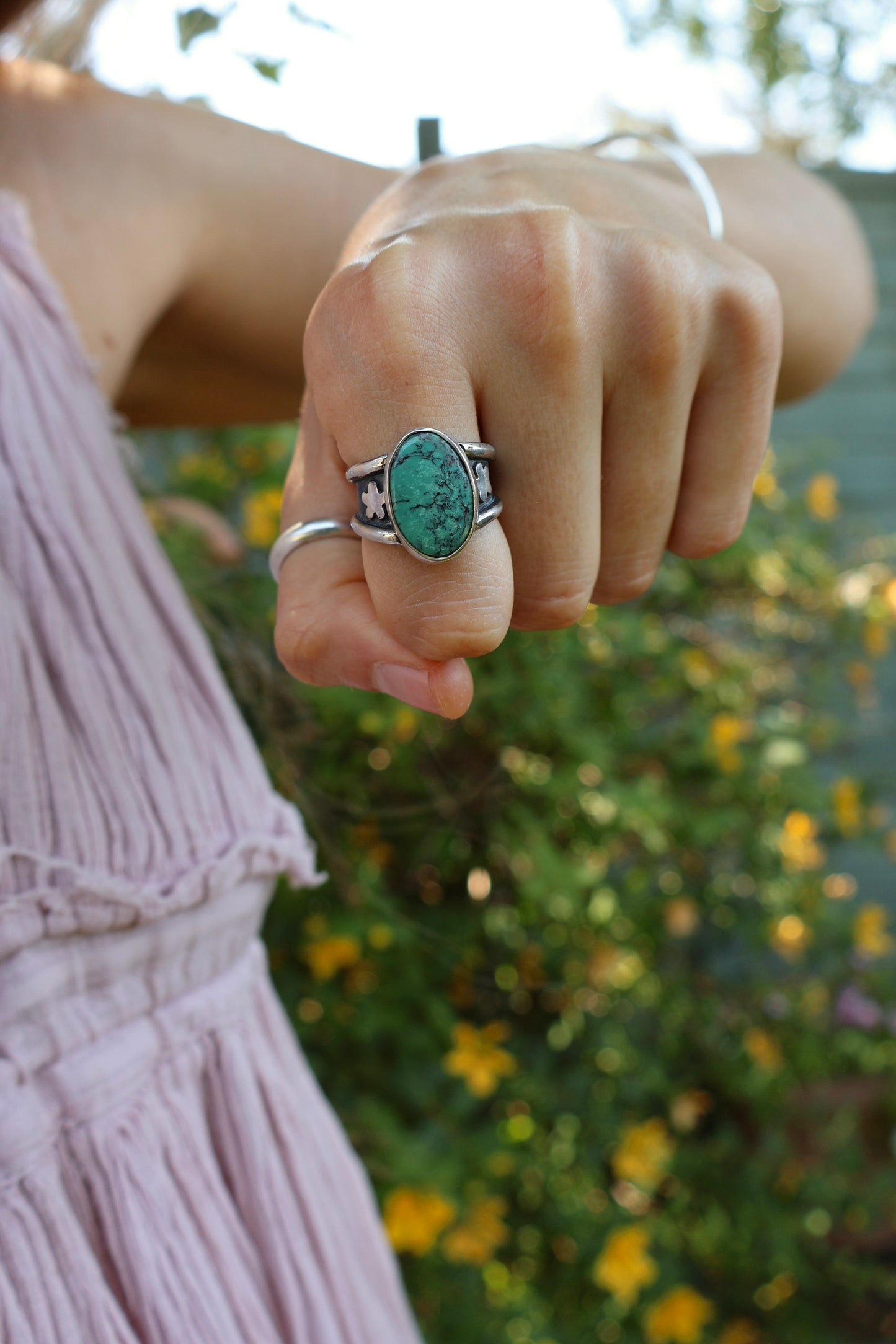 chunky blacked out statement blue sterling silver flower ring size P