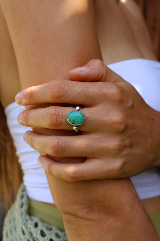 Boho sterling silver hammered band with round green chrysoprase gemstone